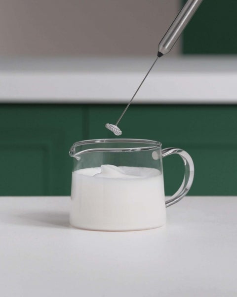 Cómo hacer espuma de leche en casa?
