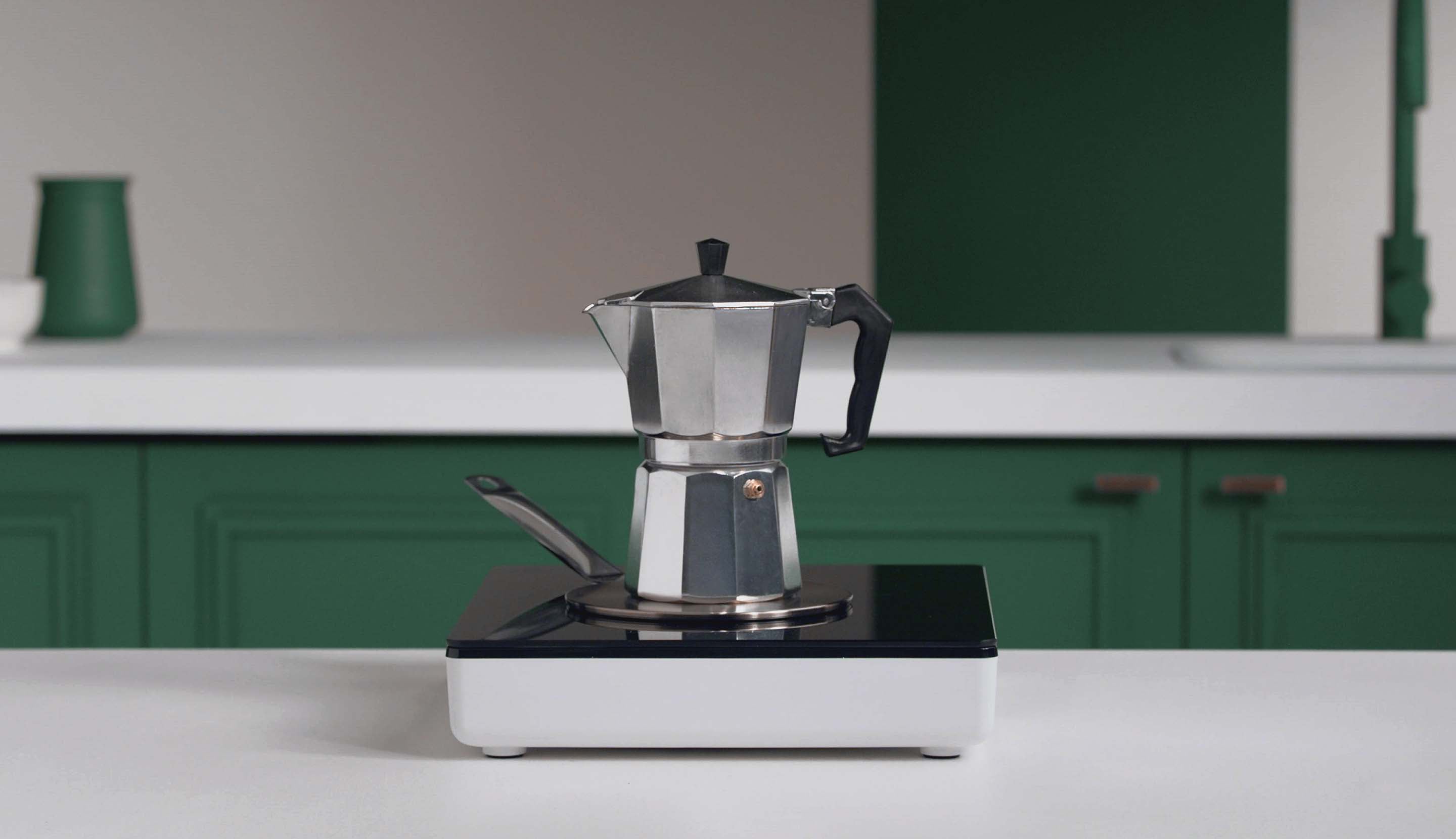 10 Steps To Making Espresso In A Moka, The Italian Coffee Pot